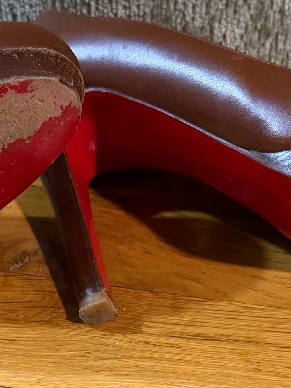 Christian Louboutin Brown Round-Toe Leather Pumps - Picture 4 of 7